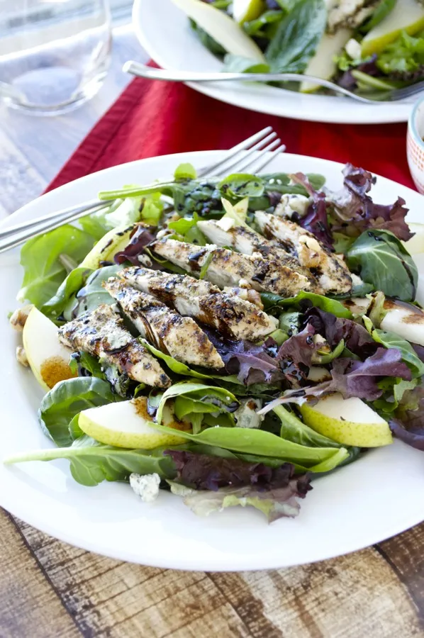 Chicken, Pear And Blue Cheese Salad