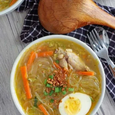 Chicken Sotanghon Soup