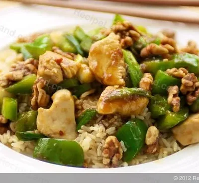 Chicken Walnut Stir Fry