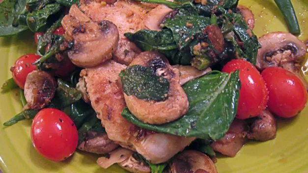 Chicken With Spinach And Mushrooms