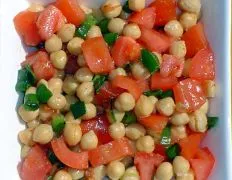 Chickpea And Fresh Tomato Toss