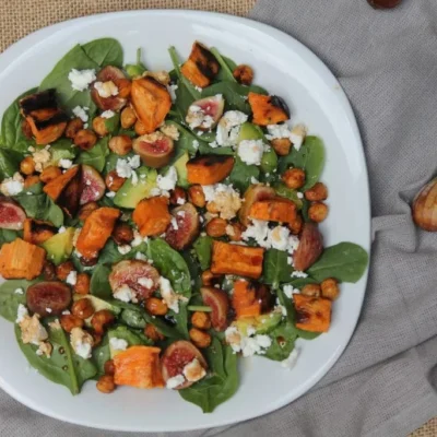 Chickpea And Spinach With Fresh Figs And