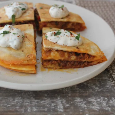 Chili Con Queso Artichokes