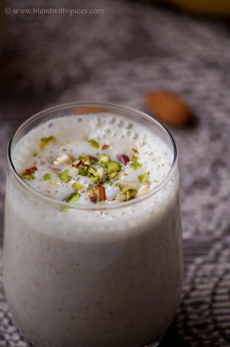 Chilled Almond And Pistachio Milk Shake Pista