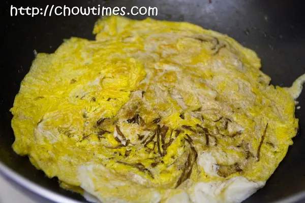 Chinese Confinement Egg Omelette With