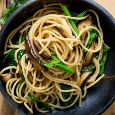 Chinese Noodles With Greens