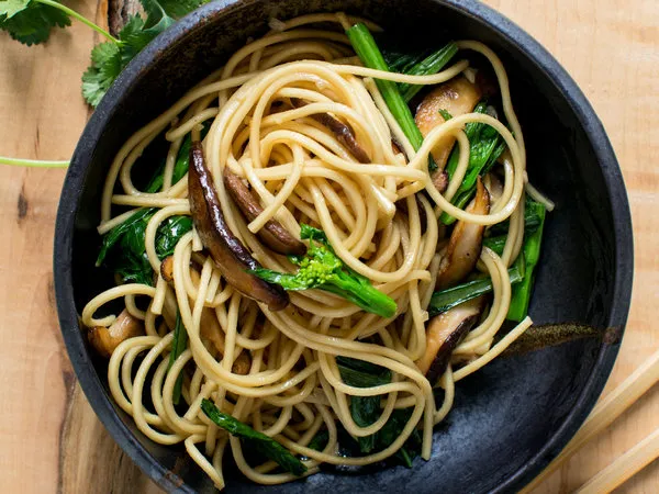 Chinese Noodles With Greens