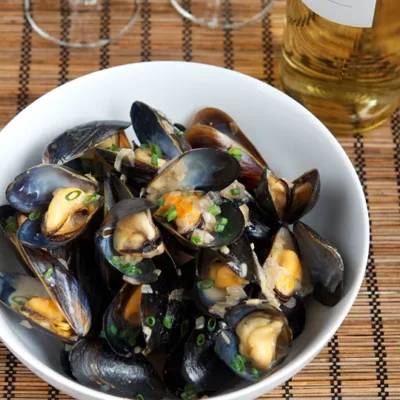 Chinese Steamed Mussels