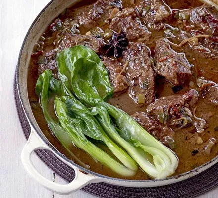 Chinese Style Braised Beef One Pot