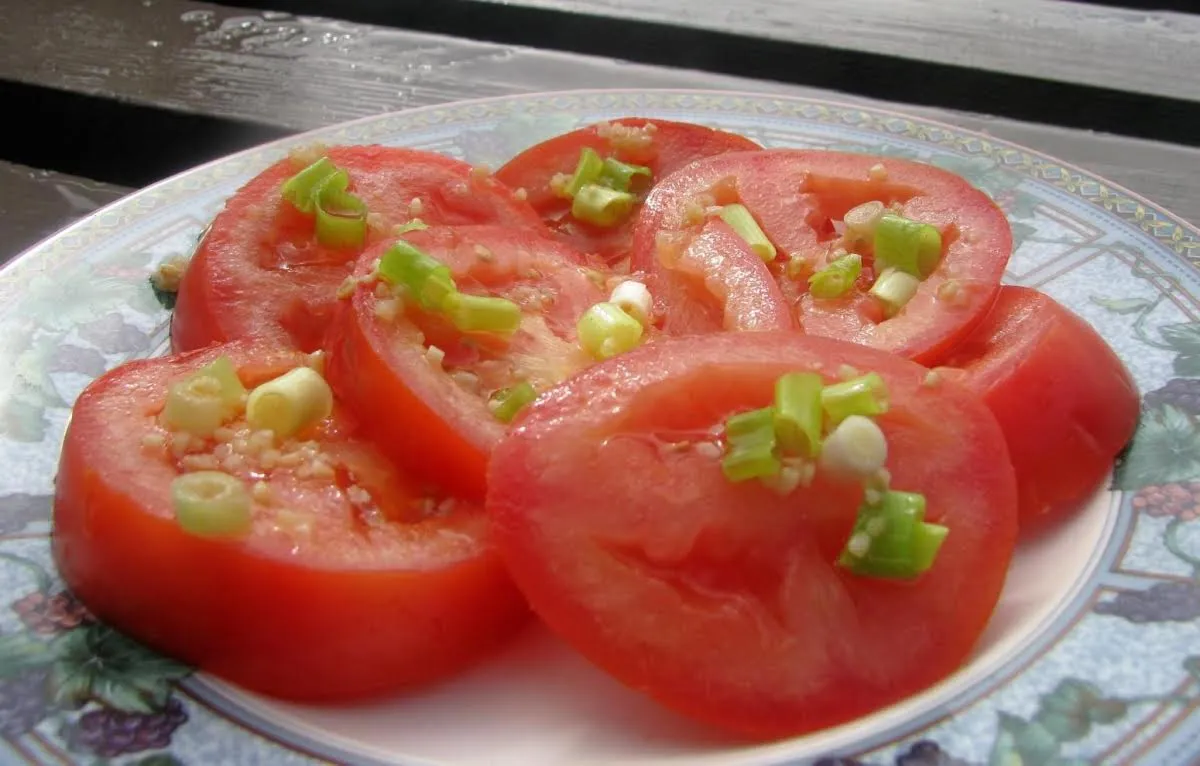 Chinese Tomato Salad