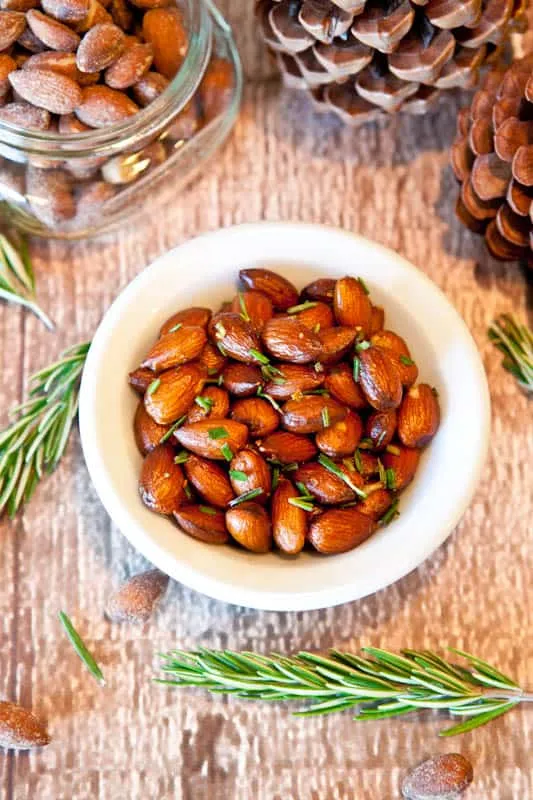 Chipotle Roasted Almonds