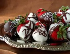 Chocolate Covered Dipped Strawberries