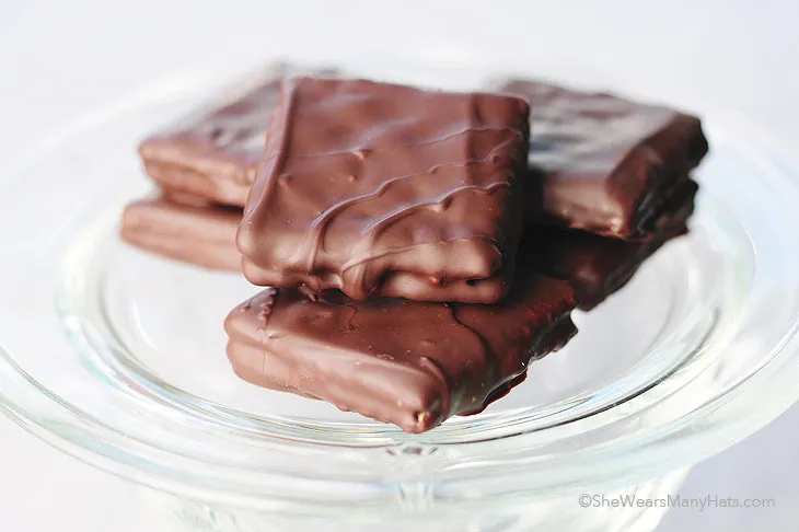 Chocolate Covered Saltine Crackers