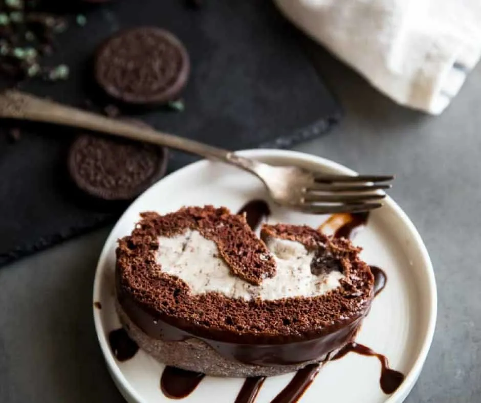 Chocolate Oreo Ice Cream Cake Roll