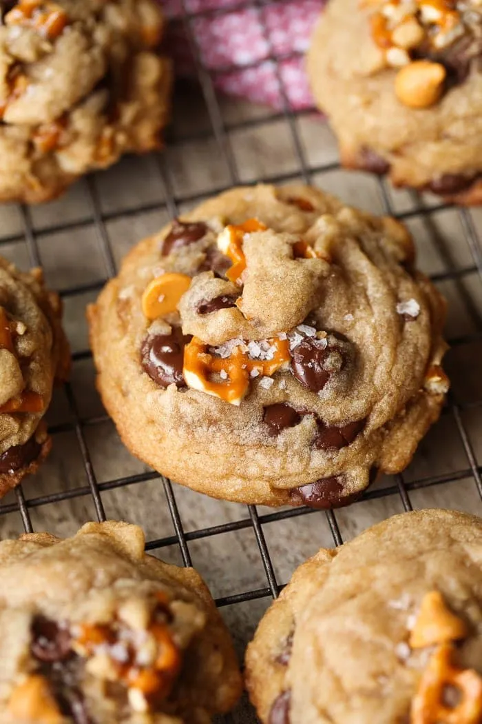 Chocolate Pretzels Cookies