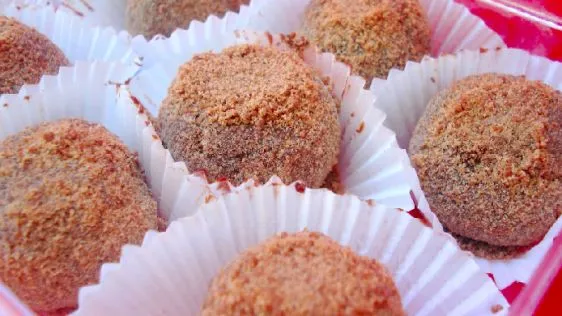 Chocolate Truffles With Liqueur