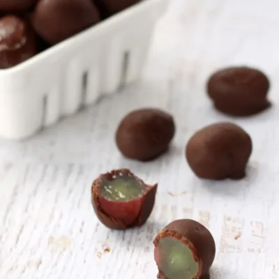 Chocolated Covered Grapes With A Kick!!