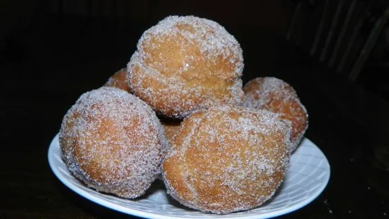 Cinnamon And Sugar Beignets