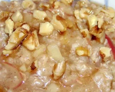 Cinnamon-Apple Oatmeal