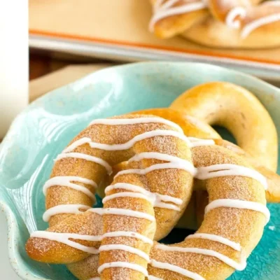 Cinnamon Bun Pretzel Mix