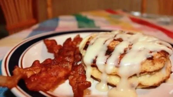 Cinnamon Roll Pancakes