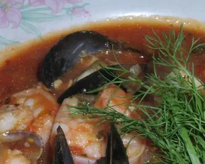 Cioppino Seafood Soup With Fennel And