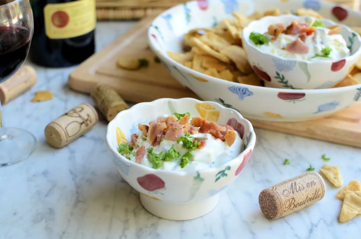 Clam Bacon And Chive Dip