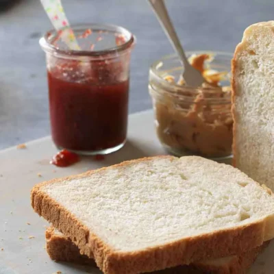 Classic Breadmaker Machine Bread