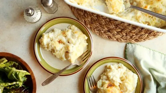 Classic British Cheddar Cauliflower Bake