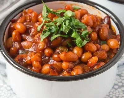 Classic Crock Pot Boston Baked Beans