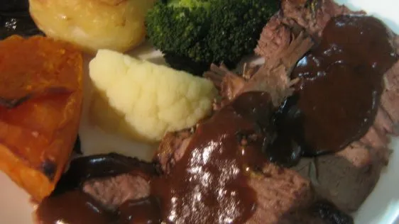 Classic Gravy Recipe Perfect for Beef, Lamb, or Pork Roasts