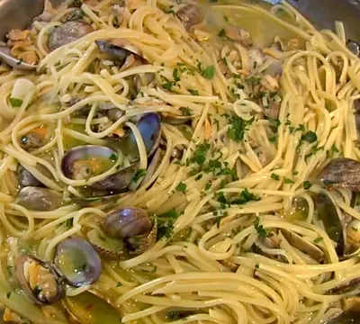 Classic Homemade White Clam Sauce Recipe