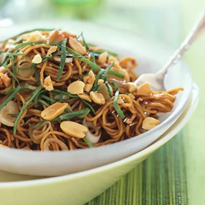 Cold Spicy Sesame Noodles With Crisp