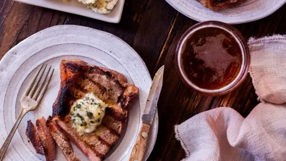 Company Steak With Bearnaise Butter