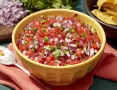 Copycat Chipotle Fresh Tomato Salsa