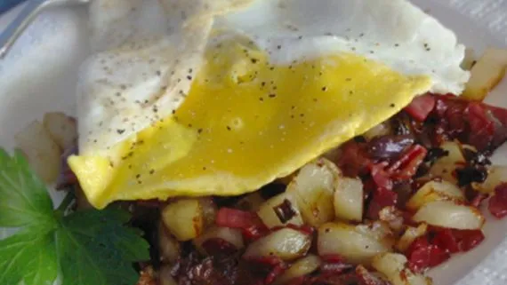 Corned Beef Hash With Fried Or Poached Egg