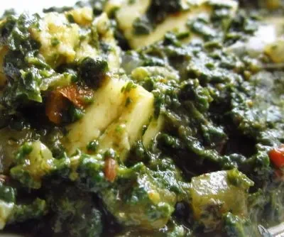 Cottage Cheese In Spinach Gravy Palak Paneer