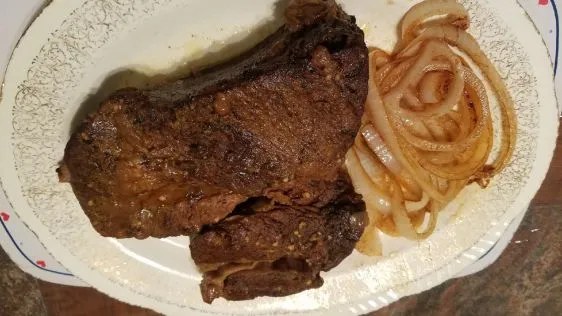 Country Chuck Roast With Onion Gravy