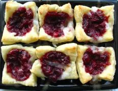 Cranberry Brie Bites