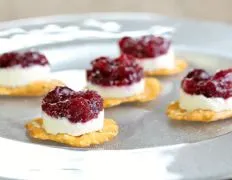 Cranberry Pretzel Crisps