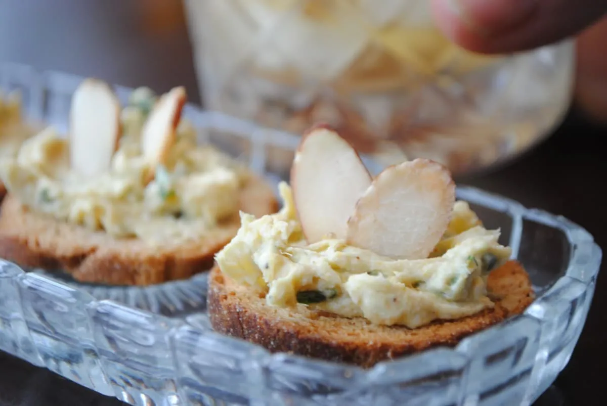 Cream Cheese Canapes