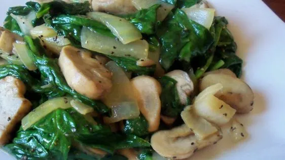 Creamed Spinach With Mushrooms And Onions