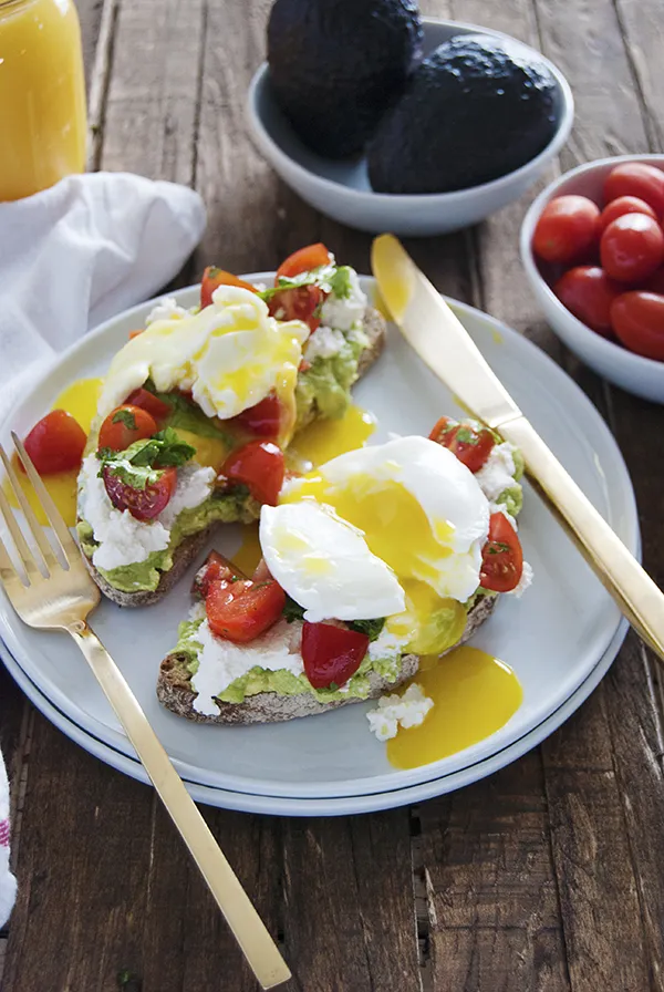 Creamy Avocado And Cherry Tomato Toast