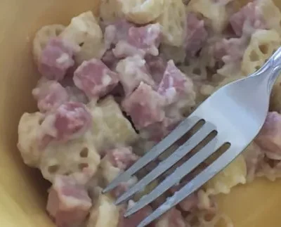 Creamy Cheesy Ham And Pasta