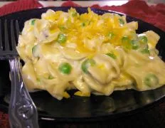 Creamy Chicken And Peas Noodle Toss