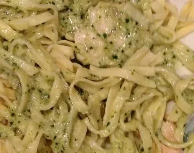 Creamy Chicken Pesto Linguine