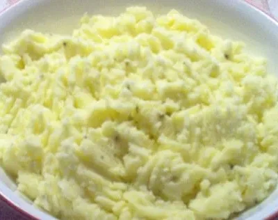 Creamy Mashed Potatoes With Chives