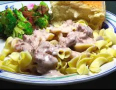 Creamy Slow Cooker Beef Stroganoff with Sour Cream