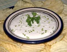 Creamy Sour Cream And Onion Dip Recipe For Gatherings