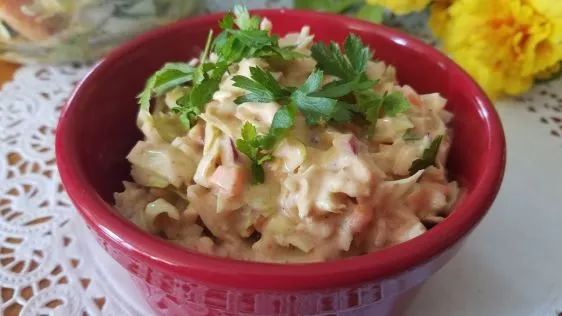 Creamy & Spicy Coleslaw